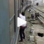 Chor Ka Video - Passenger caught thief stealing mobile from moving train