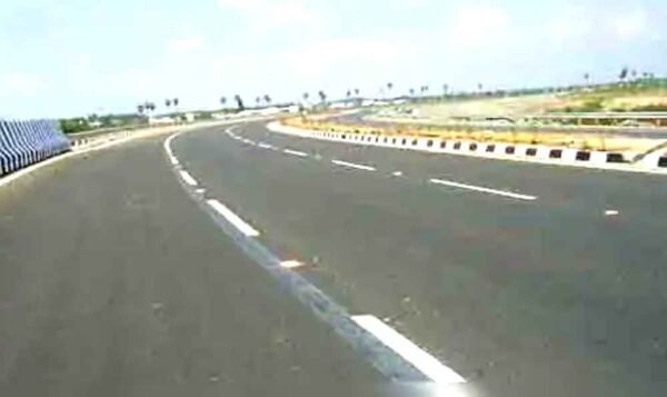 आय बढ़ाने हाईवे और स्टेडियम के