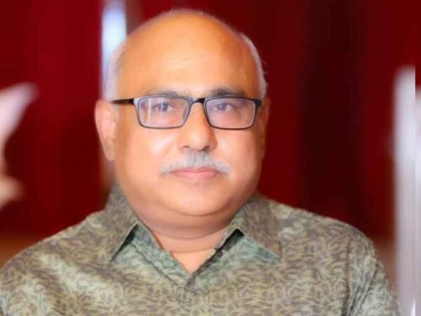 6 भवन विहीन उपस्वास्थ केन्द्रों में 3.90