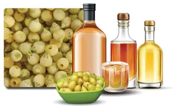 देशी शराब बेचते