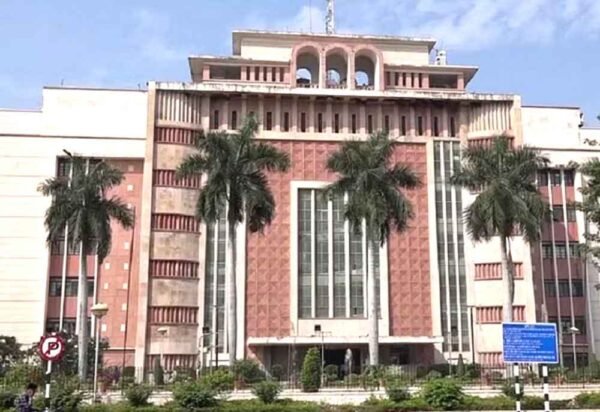 मध्य प्रदेश मंत्रालय में आधार-