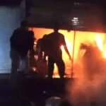 इलेक्ट्रॉनिक दुकान और गोदाम में