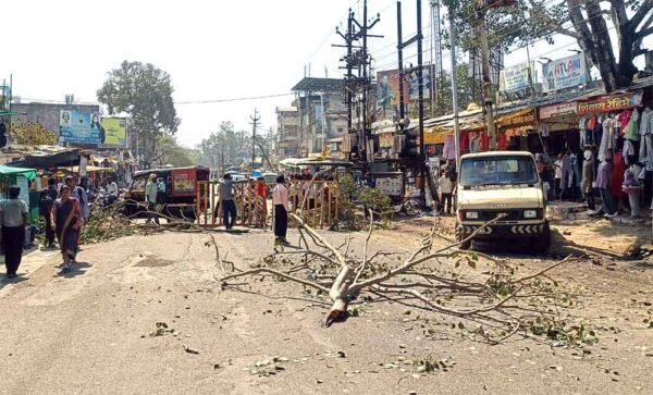 नपा ने सड़क चौड़ीकरण के लिए शुरू