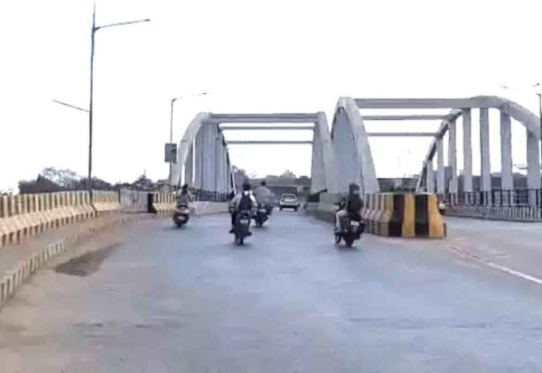 फरवरी में फिर बदल सकता है मध्य