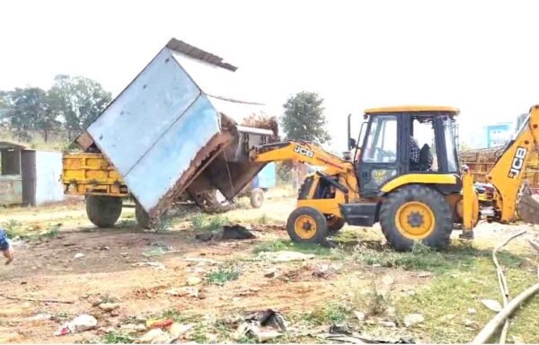 नपा ने 3 एकड़ भूमि कराई अतिक्रमण