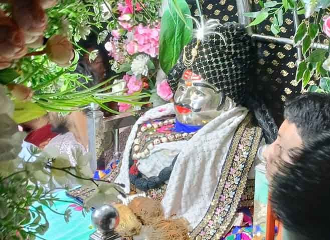 बाबा महाकाल की हाथी पर निकली बारात