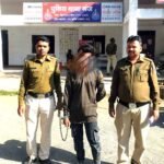 चाकूबाजी के आरोपी को पुलिस ने किया
