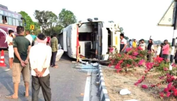 डिवाईडर से