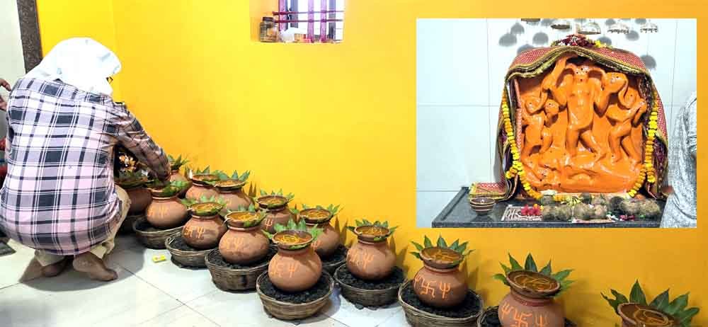 छिन्नमस्तिका मातेश्वरी मंदिर में