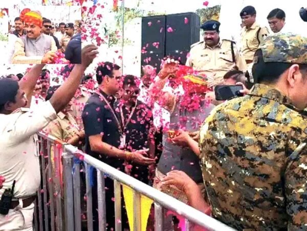 सीएम ने पुलिसकर्मियों