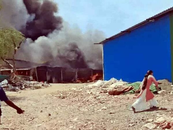 टेंट हाउस के