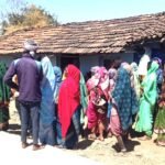 फांसी लगाकर