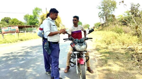 ट्रैफिक पुलिस ने