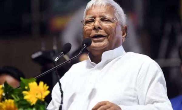 लालू यादव की इफ्तार पार्टी से कांग्रेस