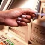 ATM से पैसा निकालना 1 मई से हो