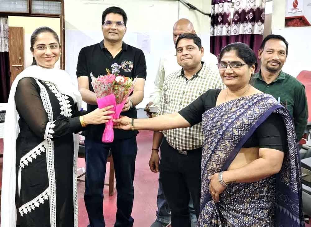 डॉ. सीते ने फिर संभाली ब्लड