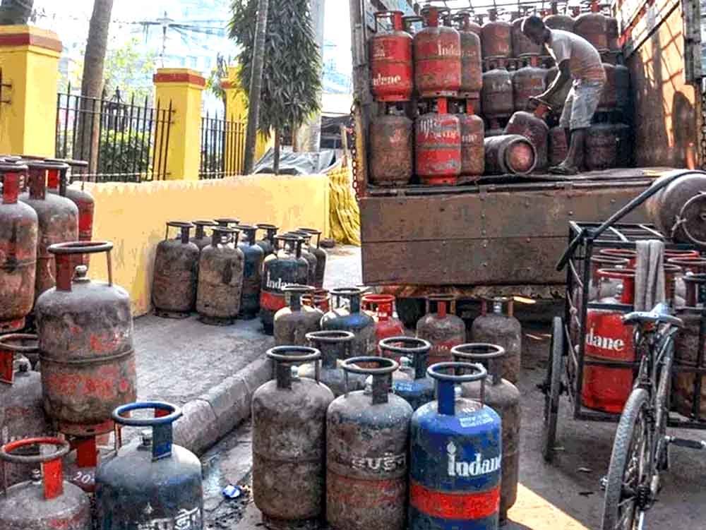 भारत में भीषण गर्मी और बारिश का