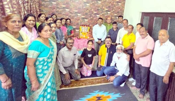 भार्गव समाज ने आरती-पूजन कर