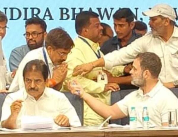 कांग्रेस जिला अध्यक्ष हेमंत वागद्रे ने राहुल