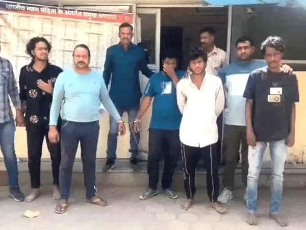 फिल्म से आइडिया लेकर होटल में छाप