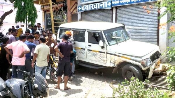 अनियंत्रित बोलेरो