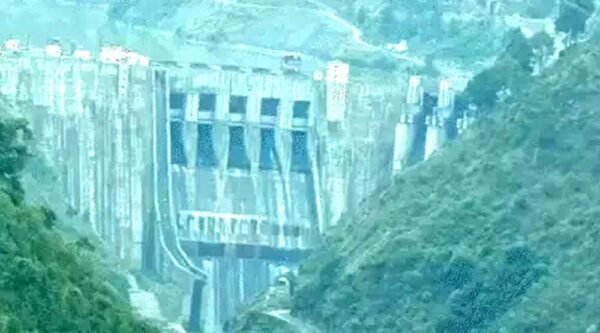 भारत ने चिनाब नदी का पानी रोका