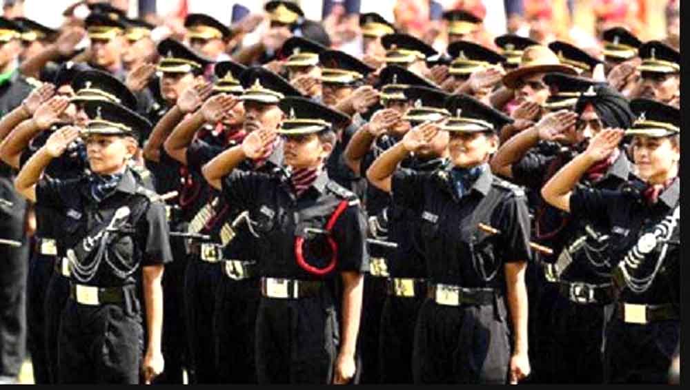 NDA की परेड में पहली बार बेटियों की गर्जना, जनरल वी.के. सिंह बोले- 'ये हैं नारी शक्ति का प्रतीक'