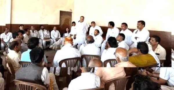 संगठन को फिर से खड़ा करने कांग्रेस का