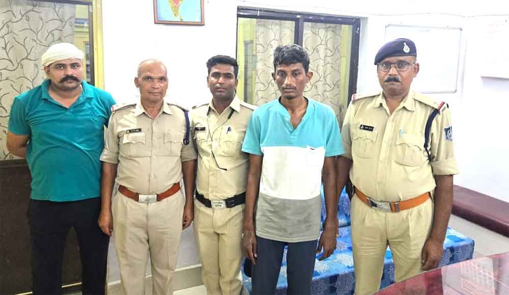 नकबजन के आरोपी