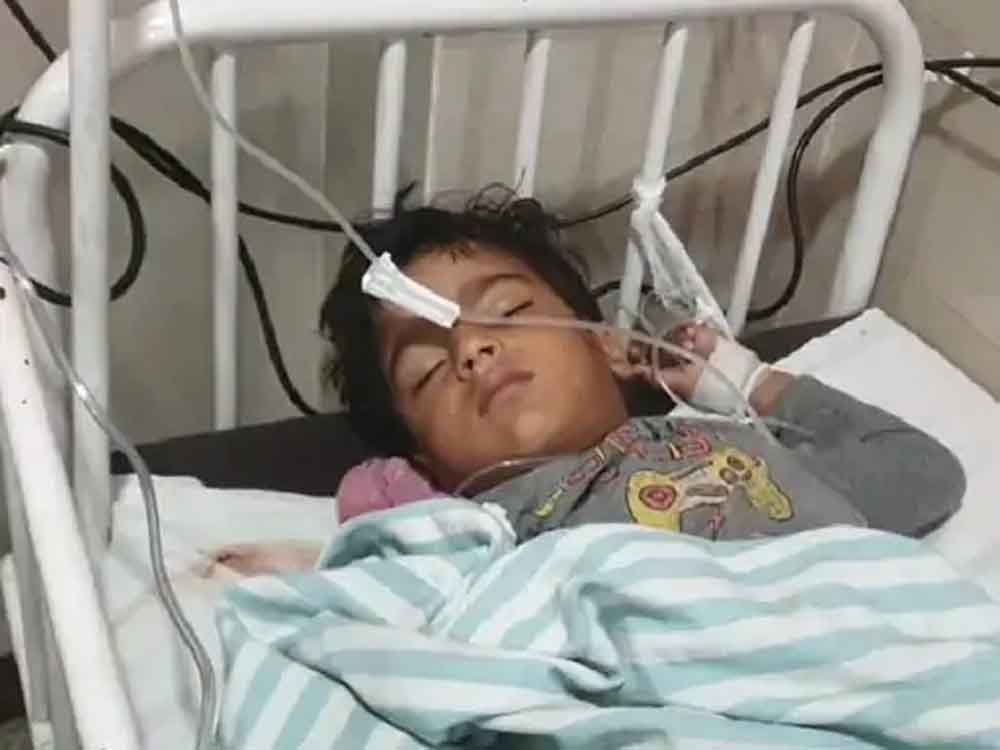 डॉक्टर साहब, बच्चों का चेहरा दिखा दो…