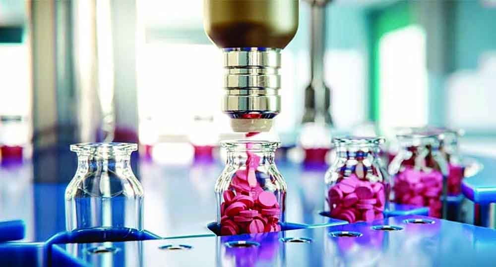 देशभर में फार्मा उद्योग संकट में, हजारों