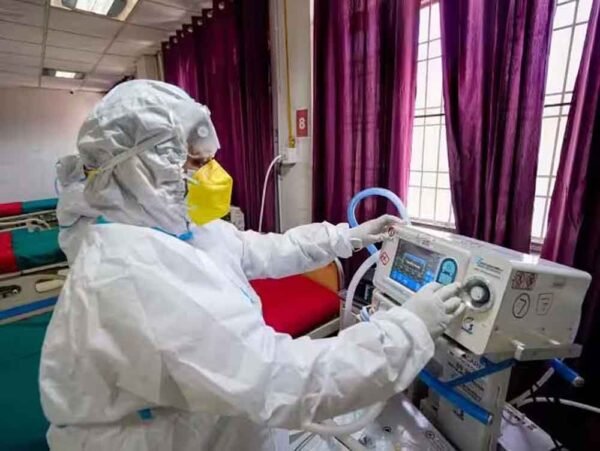 देश में कोरोना की स्थिति में सुधार, एक्टिव