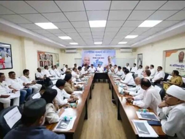 संगठन में नई जान फूंकने राहुल गांधी ने दी