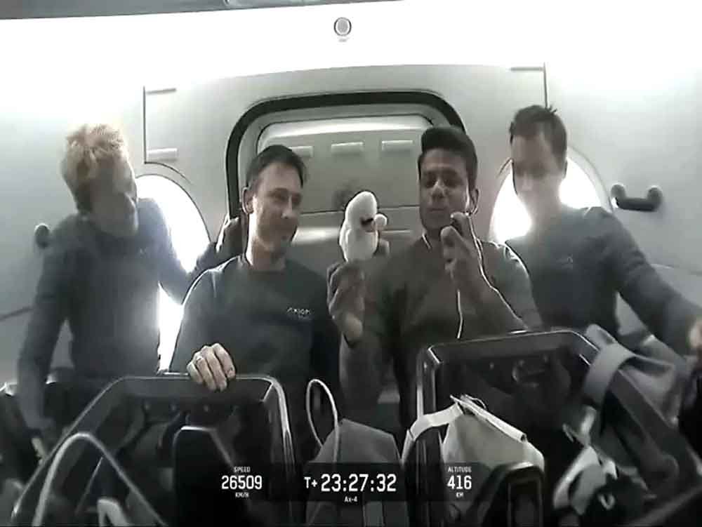 नमस्ते फ्रॉम स्पेस!" - भारतीय एस्ट्रोनॉट