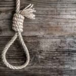 फांसी लगाने से युवक