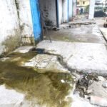 गंदगी से सराबोर