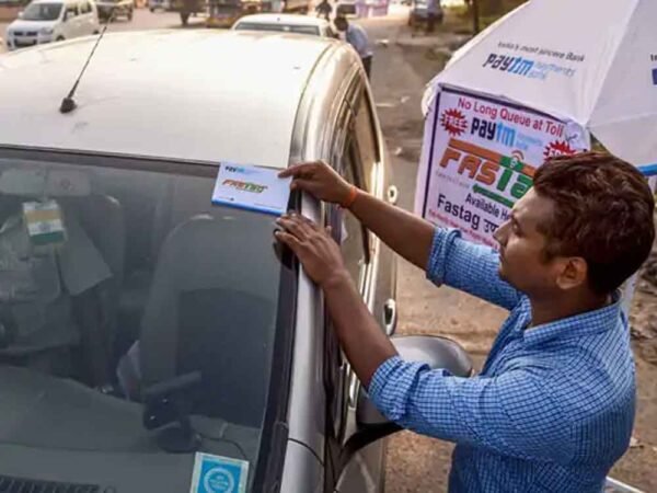 लूज फास्टैग वालों पर सख्ती: विंडस्क्रीन
