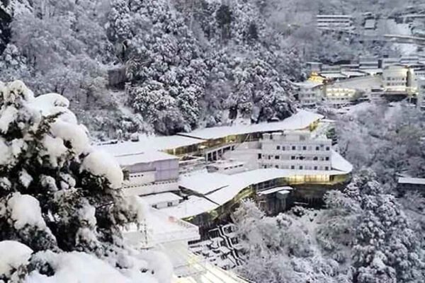 कटरा में वैष्णो देवी मार्ग पर भूस्खलन