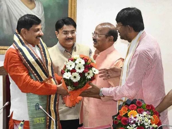 कैबिनेट बैठक: निवेश यात्रा के अनुभव