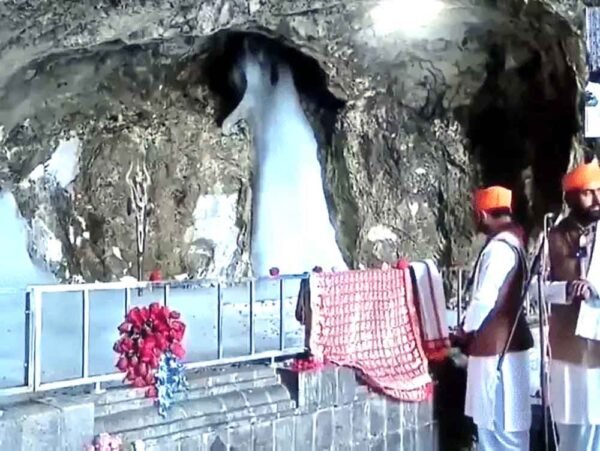 शुभारंभ: बाबा अमरनाथ यात्रा आज से शुरू