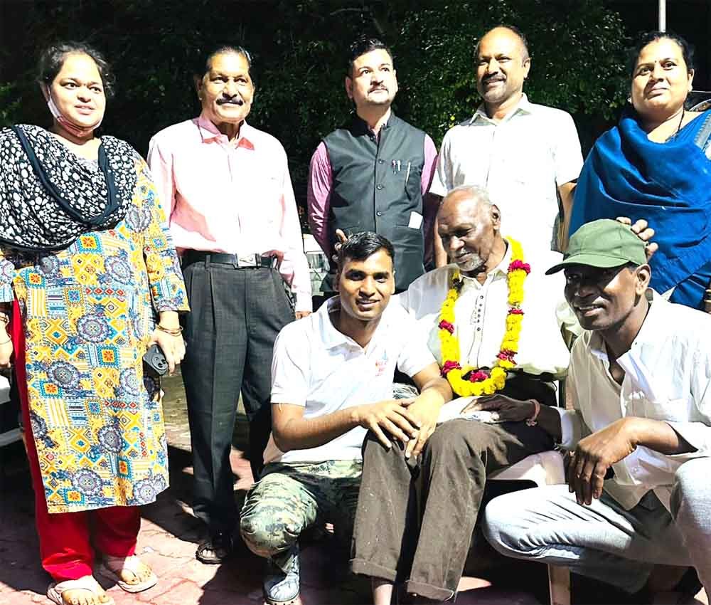 डीएसपी संतोष पटेल की रील ने 40 साल