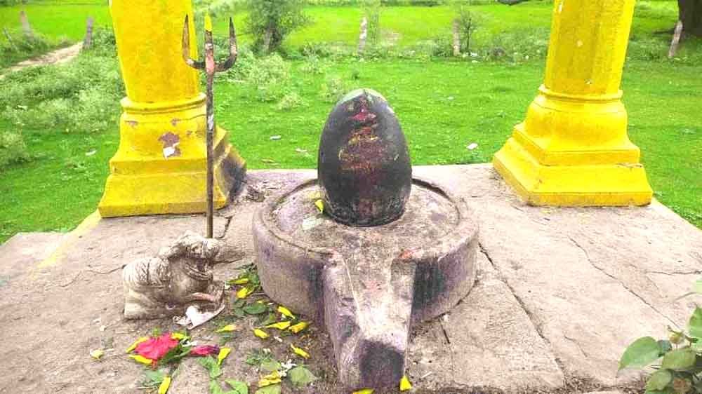 श्मशान में विराजे चमत्कारी महादेव