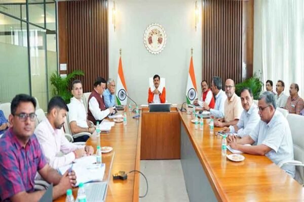 मध्यप्रदेश में 10 लाख सोलर पंप लगाए