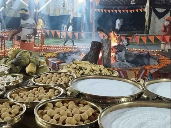 शराब के नशे में धार्मिक कार्यक्रम में