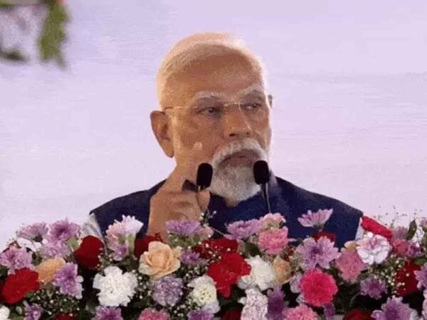 पीएम मोदी ने किया देश के पहले 8-लेन