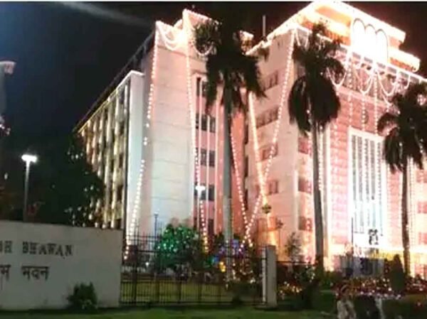 मध्यप्रदेश : देर रात प्रशासनिक