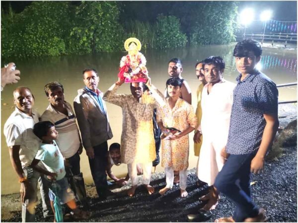 पांच दशकों की परंपरा के साथ हुआ