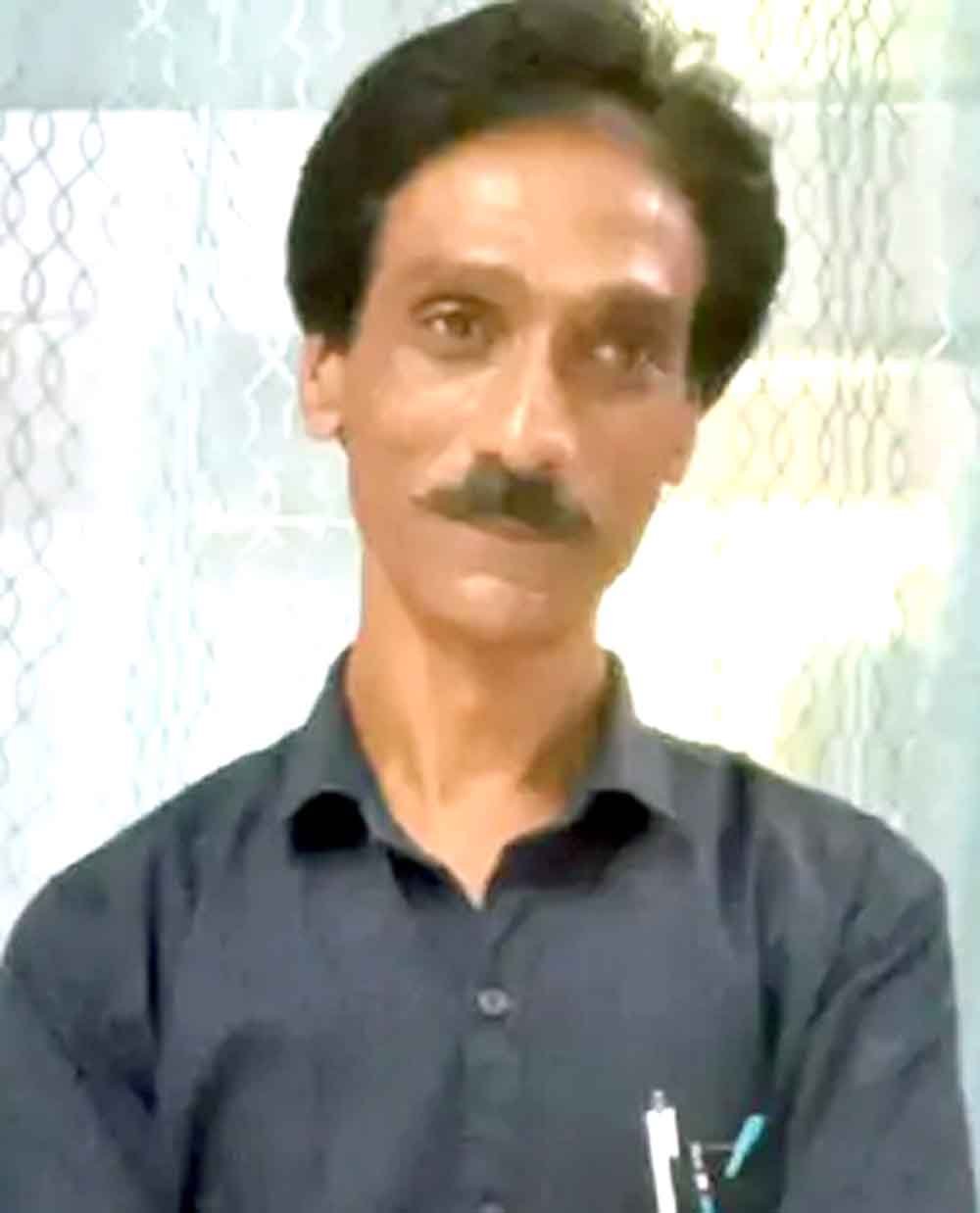 फांसी लगाकर एकाउंटेंट