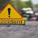 तेज रफ्तार बाइक से रोड क्रॉस करती