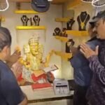 गणपति पंडाल सोने-चांदी की दुकान बना